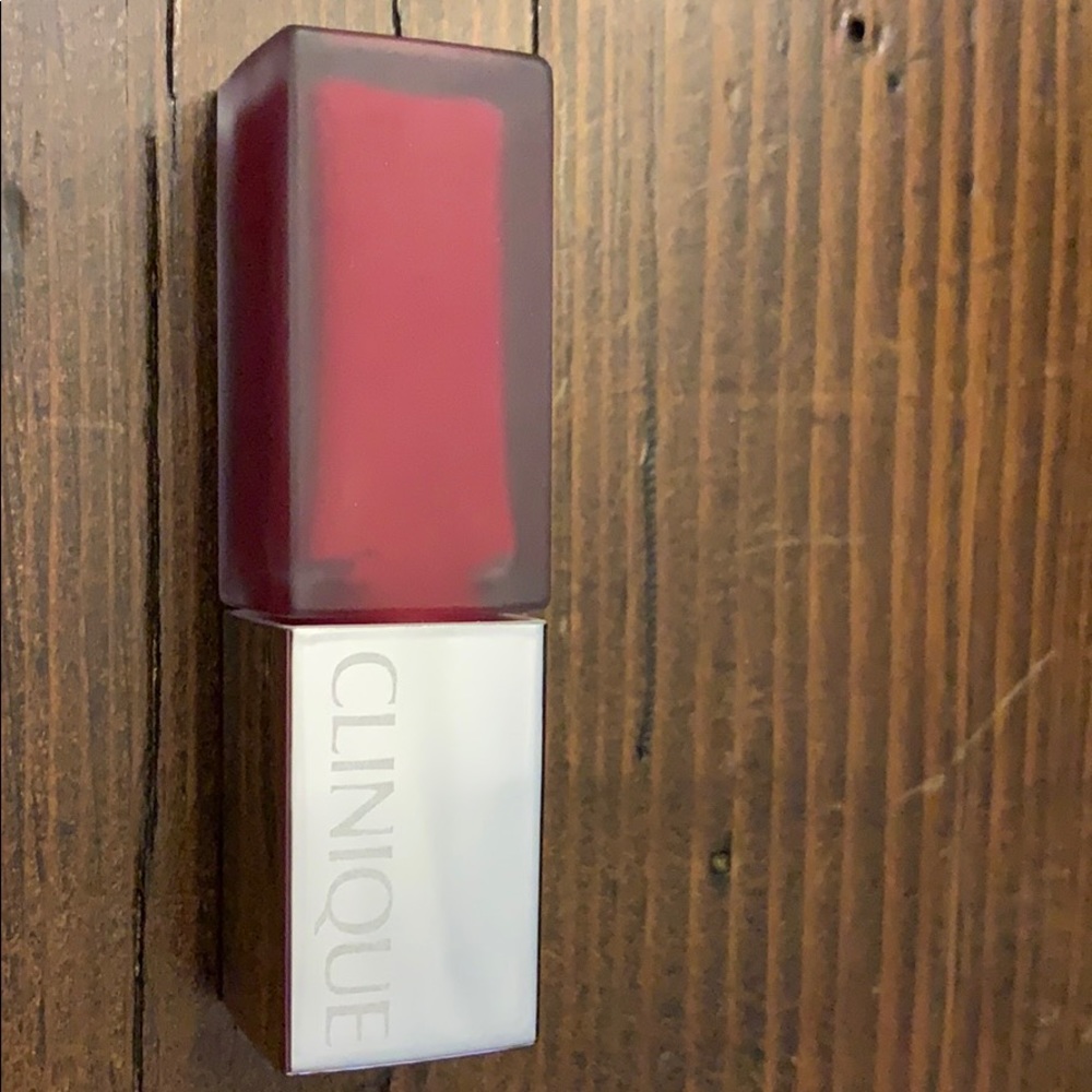 Clinique liquid matte lip colour